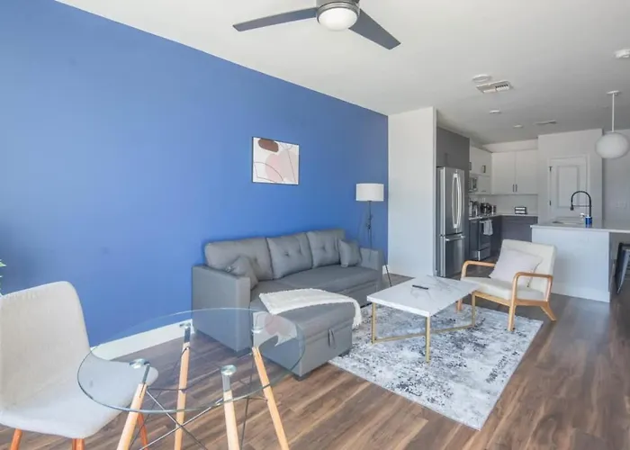 Relaxing 1bd - Pool, Gym, Parking, W-d - Sleeps 4 Apartamento