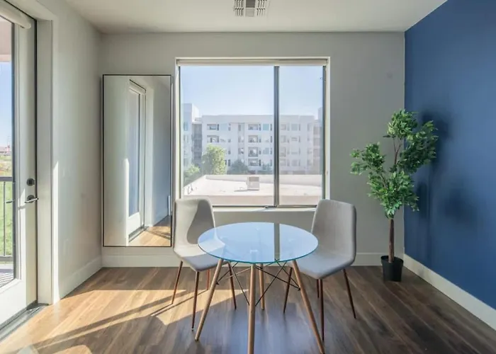 Relaxing 1bd - Pool, Gym, Parking, W-d - Sleeps 4 Tempe